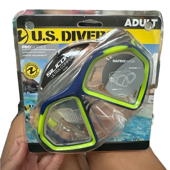 U.S. Divers PRO series Adult Silicone Mask #1 Global Leader Brand New - Picture 1 of 6